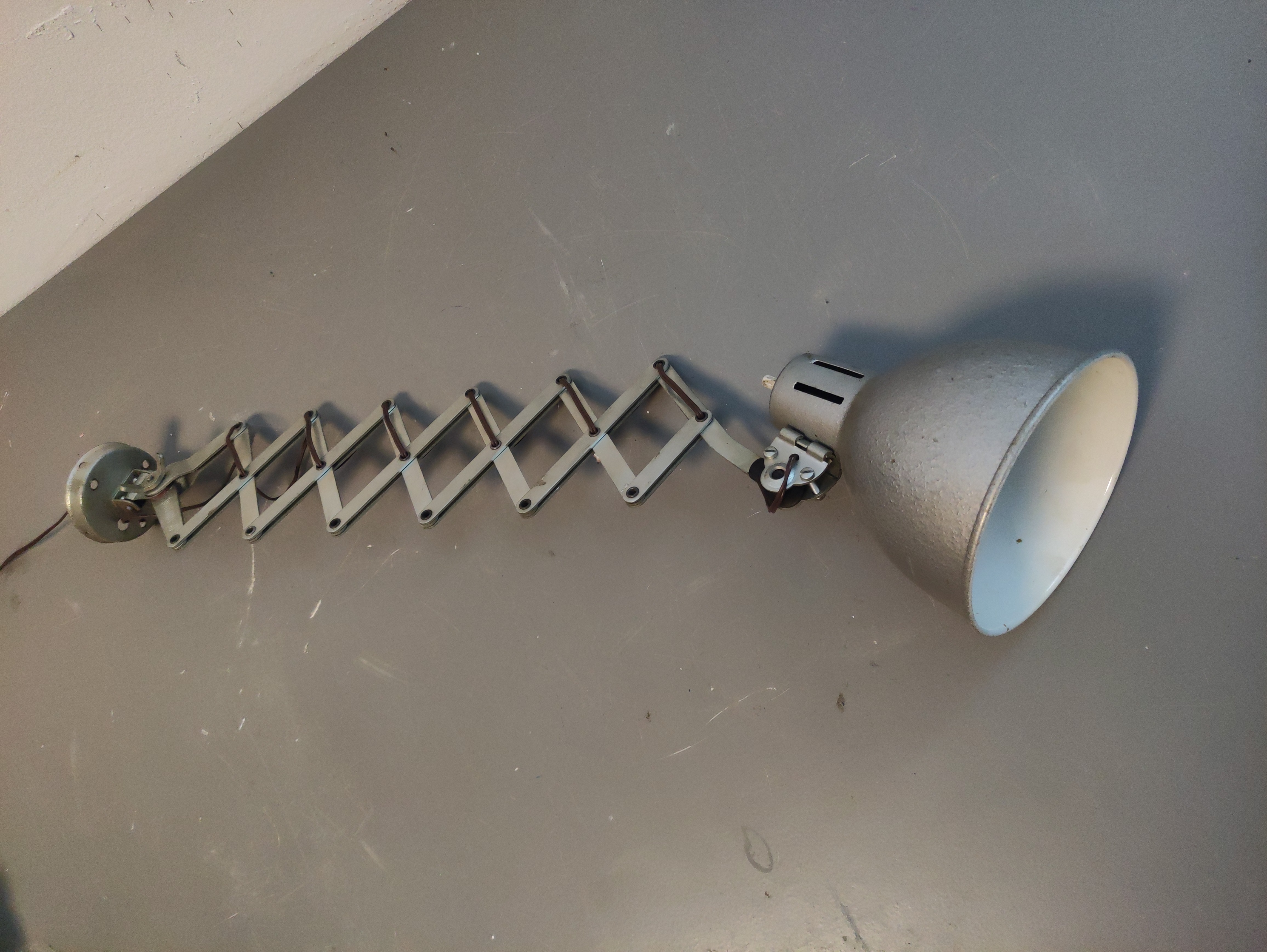 lampara aplique flexo metal e27 28x38-78x14.5 1u